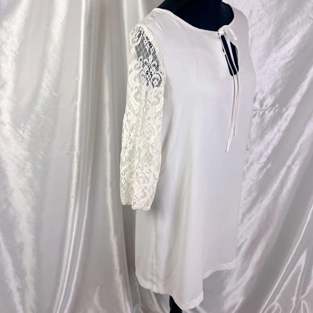BB Dakota White Retro Boho Lace Sleeve Shift Dress – Romantic & Chic, Size XS